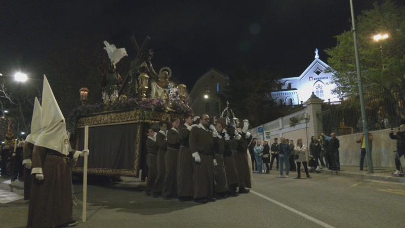 La Ver&ograve;nica desfila per Peram&agrave;s en el seu retorn als carrers