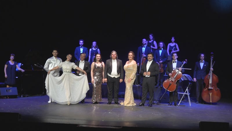 El Teatre Apolo estrena Oper&iacute;ssima, amb coreografia mataronina