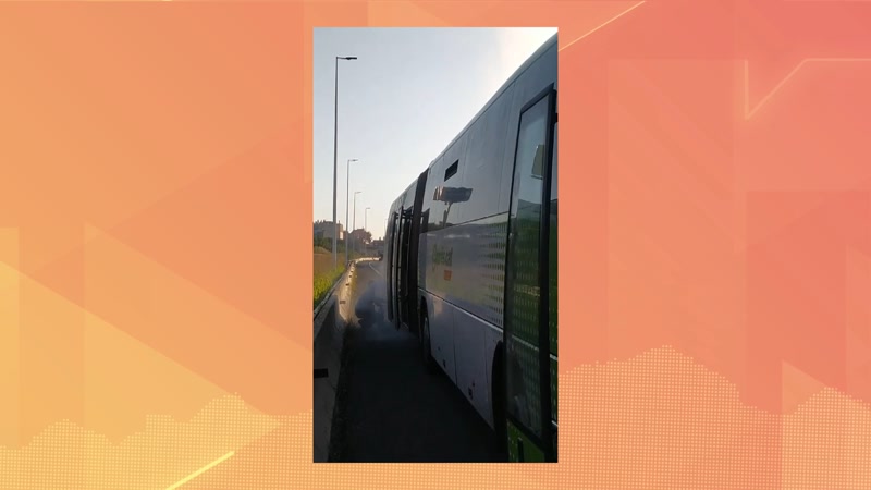 Una nova avaria obliga a aturar-se en plena C-31 un autob&uacute;s de la l&iacute;nia 11.2 de Moventis