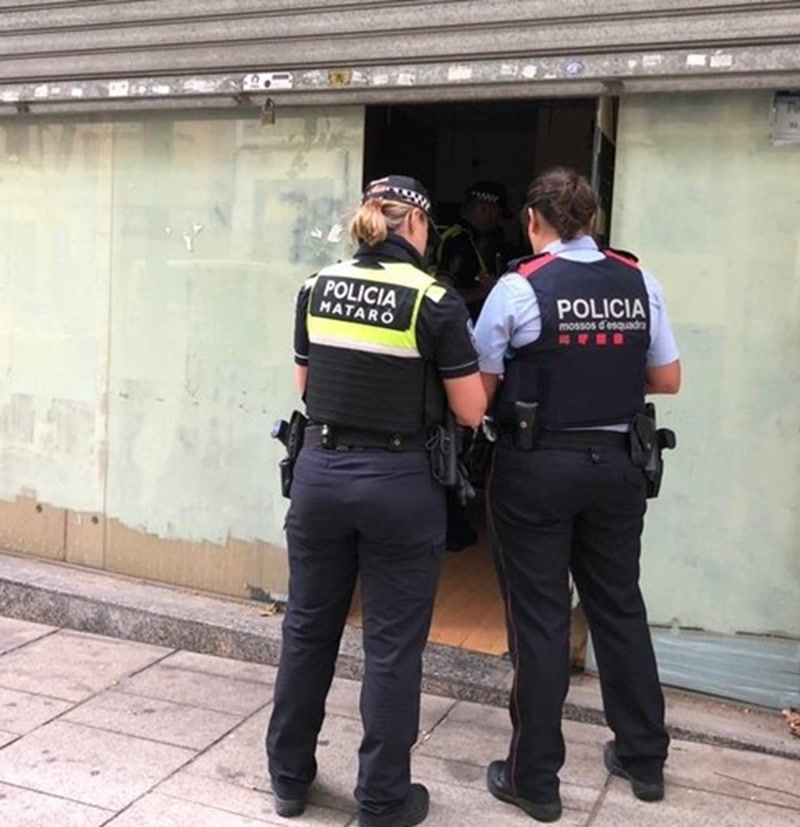 Tres noves detencions suposadament vinculades a la crema de contenidors