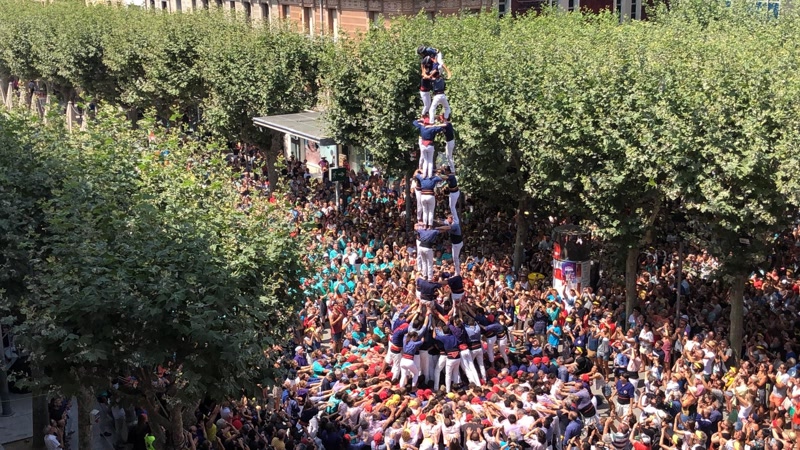 Els Capgrossos volen aixecar un castell de gamma extra per la diada de Les Santes