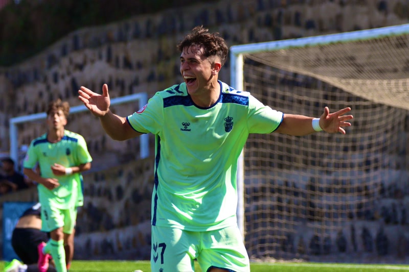 Arturo debuta amb Espanya sub 19