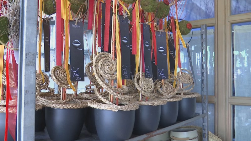 <strong>M&eacute;s que roses, les floristeries innoven</strong>