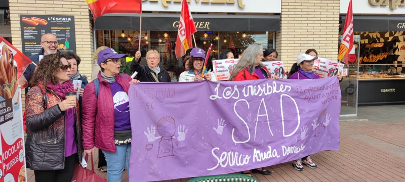 Vaga del col&middot;lectiu del Servei d&rsquo;Atenci&oacute; Domicili&agrave;ria per reclamar millores laborals