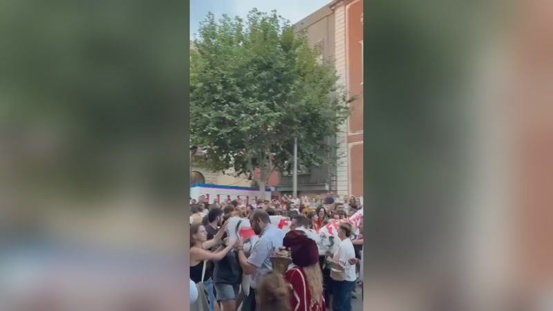 La regidora de Cultura, lesionada en l&#39;enfrontament amb uns manifestants a la Passada