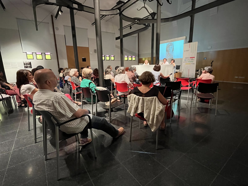 Una trobada amb Marta Pera tanca els clubs de lectura de l&rsquo;Antoni Comas