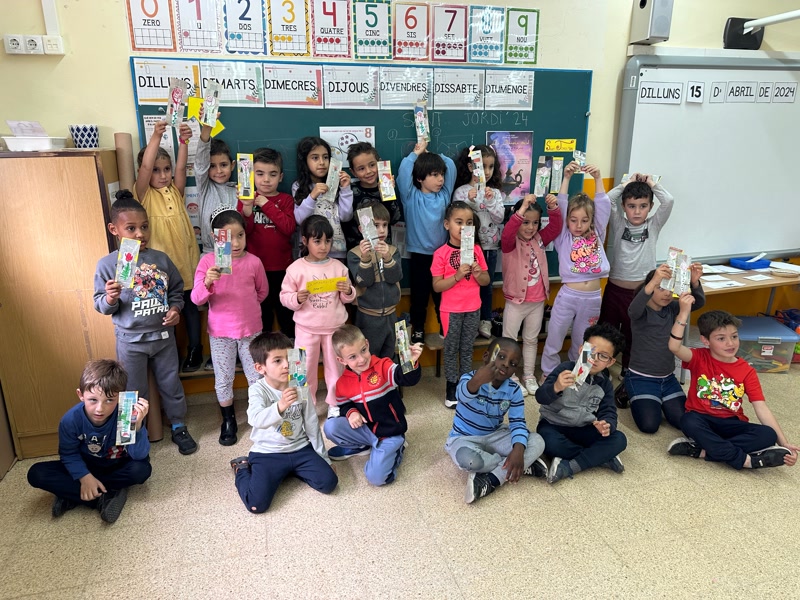 Els alumnes d&rsquo;Infantil de l&rsquo;Escola la Ll&agrave;ntia s&rsquo;endinsen en la llegenda de Sant Jordi