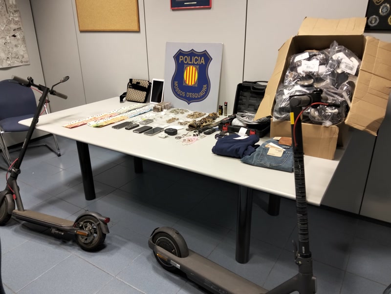 Dos detinguts en un actiu punt de venda de droga a Rocafonda