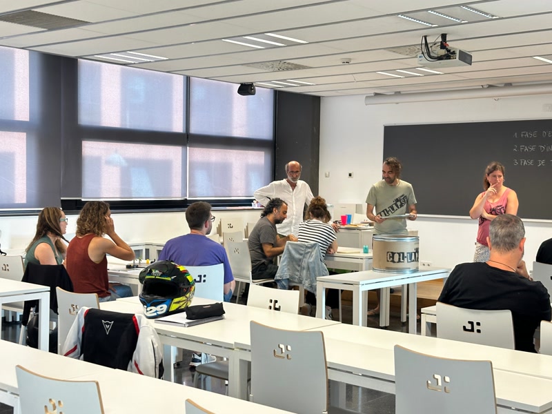 Un centenar de docents es formen amb l&rsquo;Escola d&rsquo;Estiu del Moviment Educatiu del Maresme