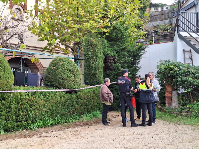 Els Mossos d&rsquo;Esquadra investiguen la mort violenta d&rsquo;un pare i un fill menor a Arenys de Mar
