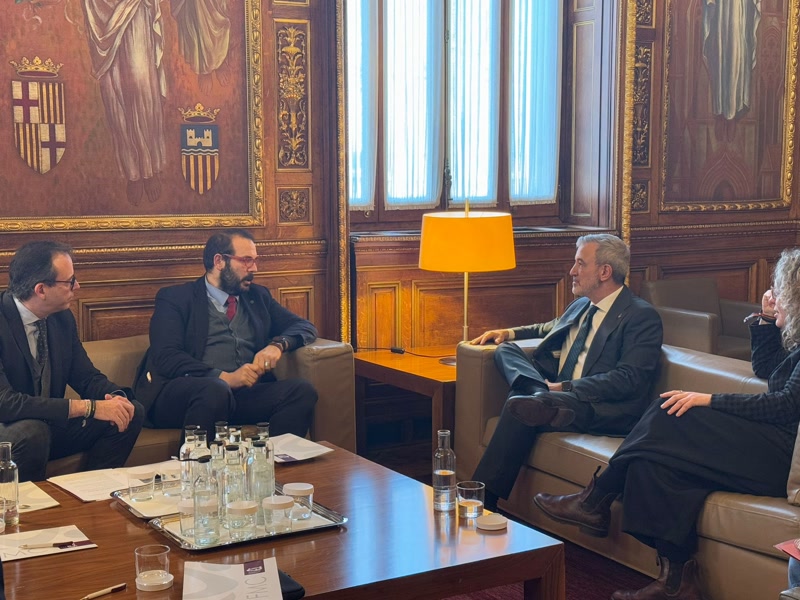 <strong>La Federaci&oacute; de Municipis de Catalunya i l&rsquo;Ajuntament de Barcelona teixeixen possibles col&middot;laboracions</strong>