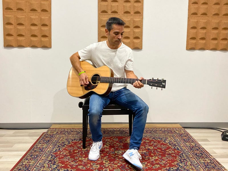 Abraham Fors publica &lsquo;Nits d&rsquo;Estiu&rsquo;, el seu primer disc