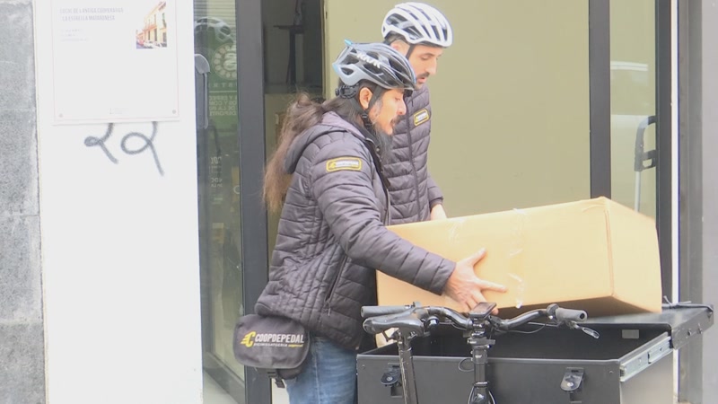 <strong>Missatgeria urgent a cop de pedal</strong>