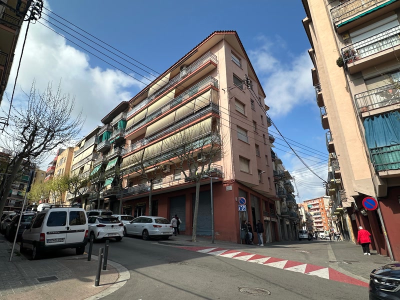 <strong>Els ve&iuml;ns del pis desocupat a Cerdanyola, atemorits el dia despr&eacute;s</strong>