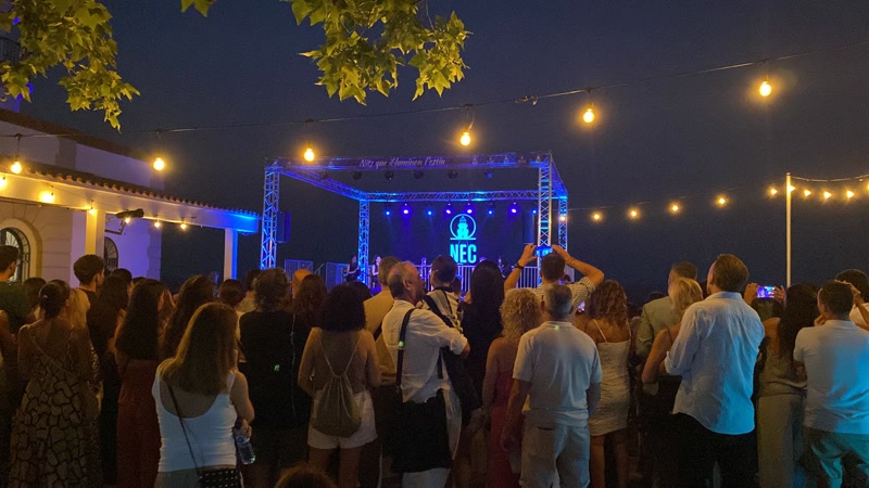 Un &#39;sold out&#39; d&rsquo;Alfred Garcia obre el festival NEC 2025