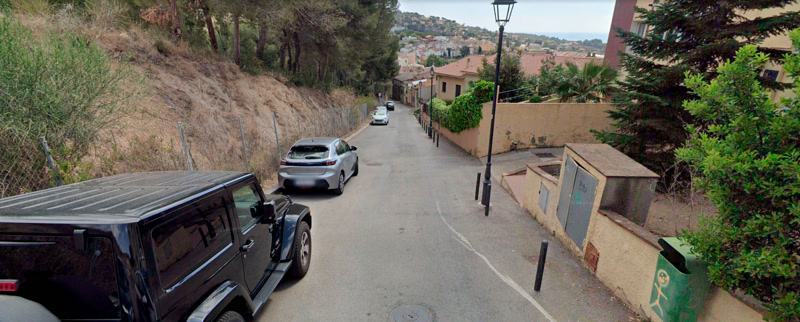 En estat cr&iacute;tic un home apunyalat amb arma blanca a Tei&agrave;
