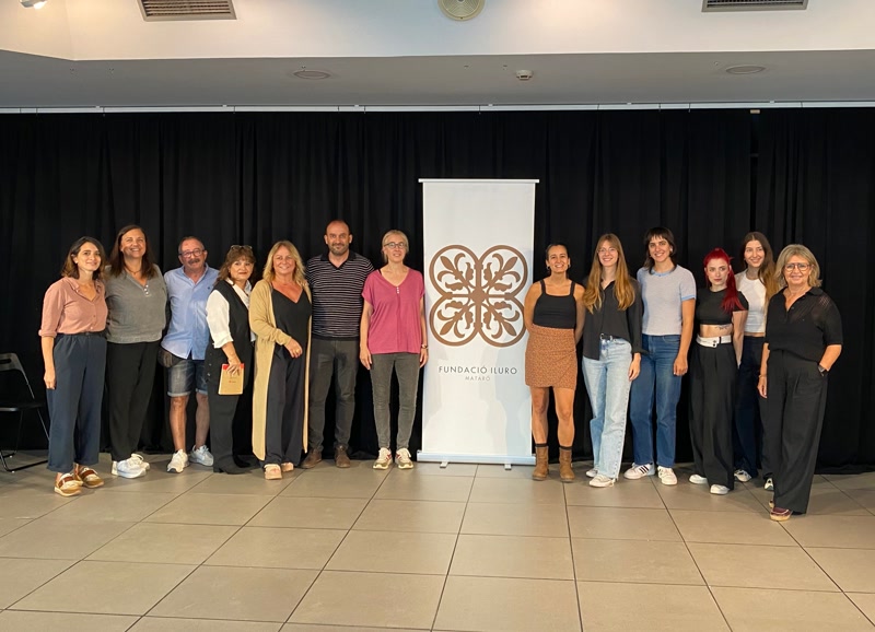 Usuaris de 3 entitats socials reinterpreten el fons art&iacute;stic de la Fundaci&oacute; Iluro