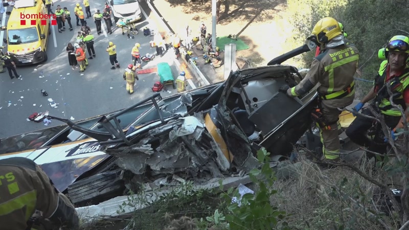 Continuen en estat greu 4 dels ferits de l&rsquo;accident d&rsquo;autob&uacute;s a la C-32