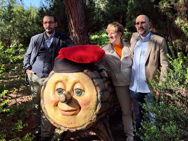 Un bosc amb un ti&oacute; gegant, la nova atracci&oacute; per aquest Nadal