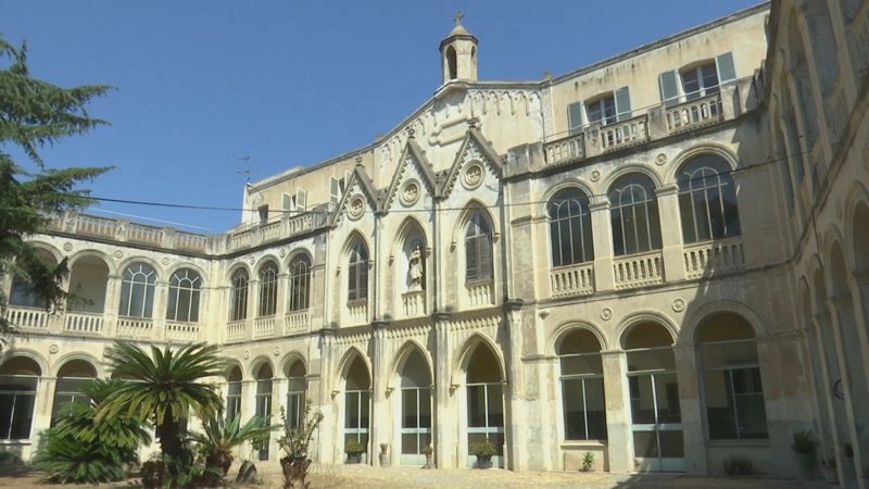 La Llar Cabanelles s&rsquo;engalana per la Festa Major