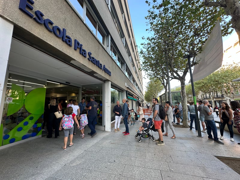 Retrobaments i il&middot;lusi&oacute; protagonitzen el primer dia d&rsquo;escola a Matar&oacute;
