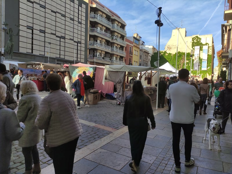 <strong>Productes artesans d&rsquo;arreu omplen el Mercat de Sant Pon&ccedil;</strong>