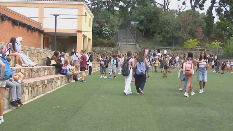 L'Escola Salesians ha donat el tret de sortida al curs escolar aquest dilluns
