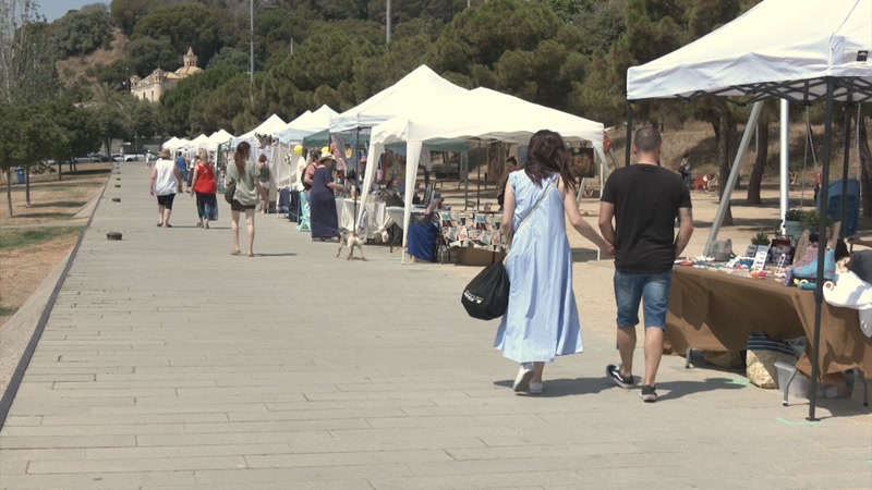 Els ve&iuml;ns de Via Europa organitzen la Fira d&#39;Artesania cada tercer diumenge de mes