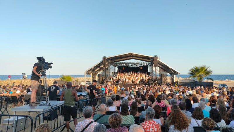 tvmatar&oacute; estrena la can&ccedil;&oacute; dels 40 anys al concert de Gospelsons