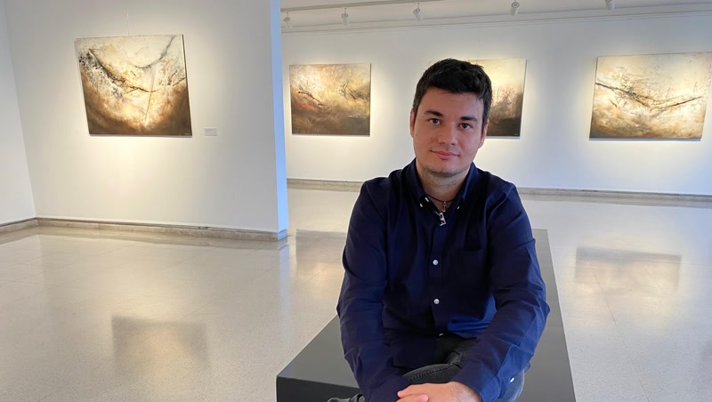 Pol Peir&oacute;, l&rsquo;artista que treballa amb tinta medieval