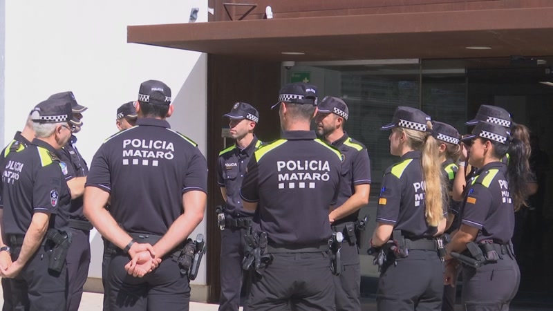 Els policies locals podran seguir fent hores extra durant l&#39;estiu