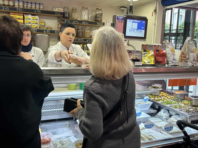 La carmanyola, soluci&oacute; per reduir el pl&agrave;stic quan anem al mercat