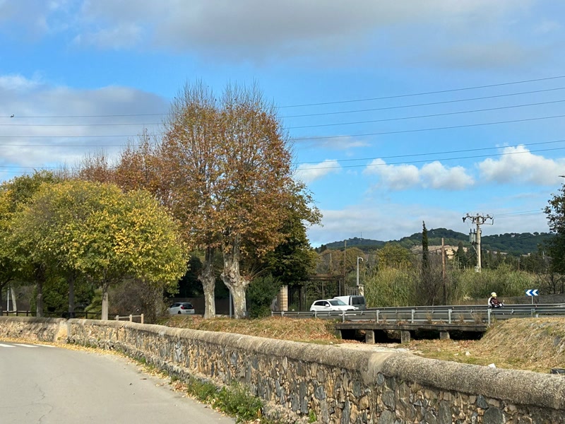 Pol&egrave;mica a Alella per la urbanitzaci&oacute; de la zona agr&iacute;cola de La Miralda