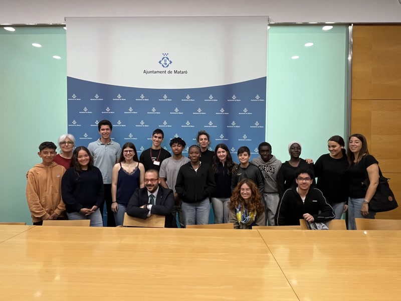 La inseguretat i la veu dels joves centren l&rsquo;entrevista dels estudiants a l&rsquo;alcalde<strong> &nbsp;</strong>