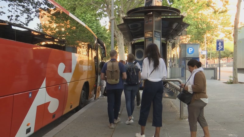 Els usuaris de les l&iacute;nies d&rsquo;autob&uacute;s 11.1 i 11.2, farts de les anul&middot;lacions d&rsquo;expedicions