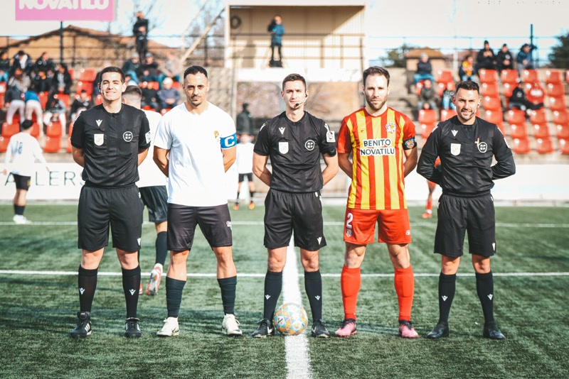 El CE Matar&oacute; no pot amb el l&iacute;der (2-0)