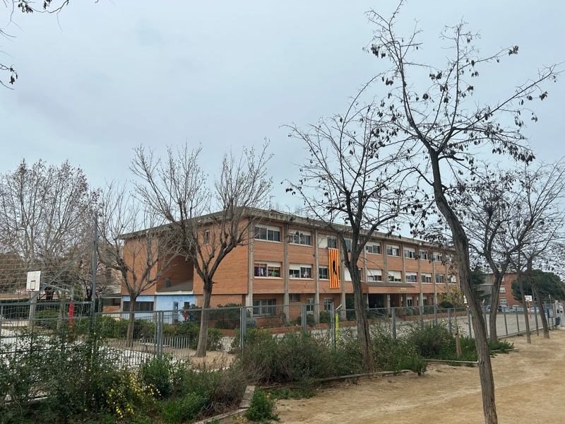 <strong>L&rsquo;AFA de l&rsquo;Escola Cam&iacute; del Mig empr&egrave;n una recollida de signatures contra el tancament de la l&iacute;nia d&rsquo;I3</strong>