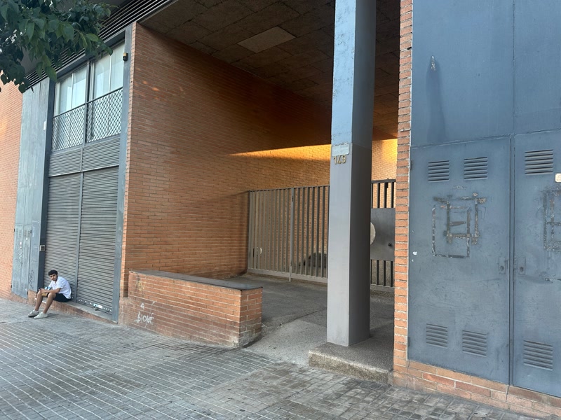 Al domicili de l'arrestat, la Guàrdia Civil va trobar diverses armes per les quals no tenia llicència.