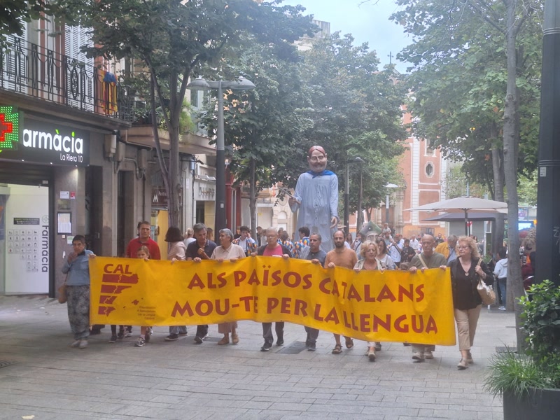 El Correllengua desembarca a Matar&oacute; per defensar l&#39;&uacute;s del catal&agrave;