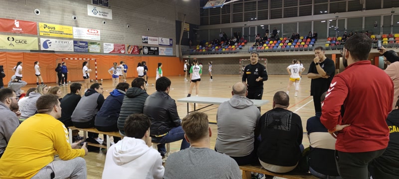 Ambros Mart&iacute;n dirigeix una tecnificaci&oacute; amb jugadores catalanes a Matar&oacute;