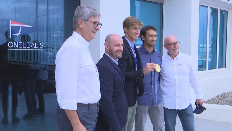 Trittel&nbsp;rep l&#39;homenatge del&nbsp;CN&nbsp;Bal&iacute;s per l&#39;or ol&iacute;mpic