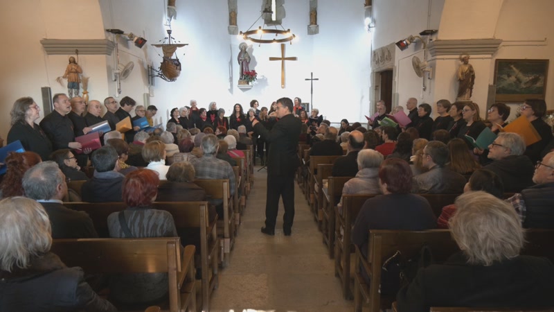 <strong>L&rsquo;Ermita de Sant Sim&oacute; acull el concert nadalenc de la Coral la Nota i els M&uacute;sics Cor de Cabrera</strong>