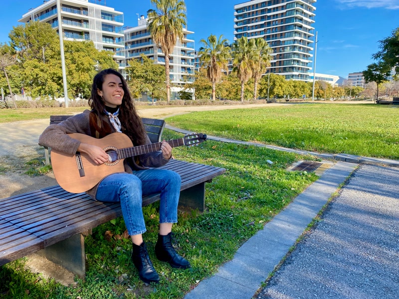 María Cielos; música introspectiva amb flamenc i ritmes ruandesos