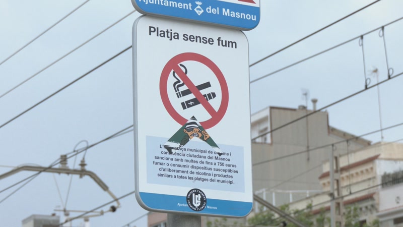 Tres estius sense poder fumar a la platja d&#39;Ocata&nbsp; &nbsp;