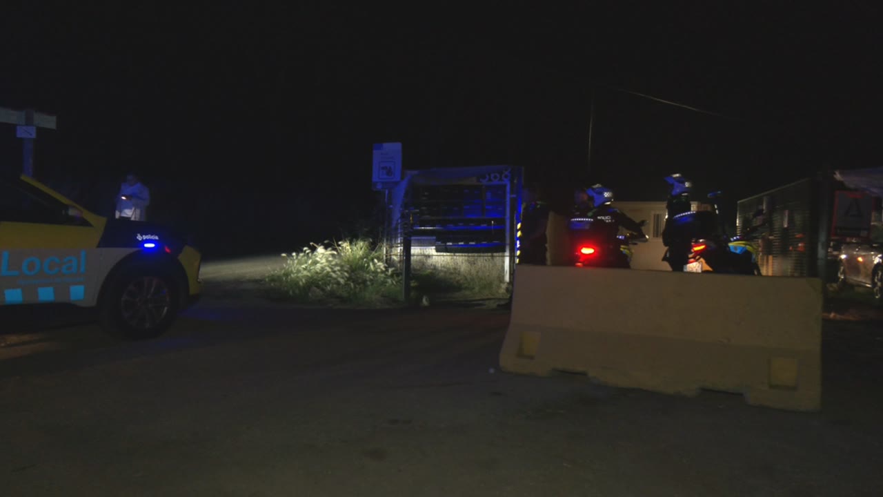 la-policia-local-frena-en-sec-els-intents-per-reocupar-el-campament-illegal-que-continua-buit