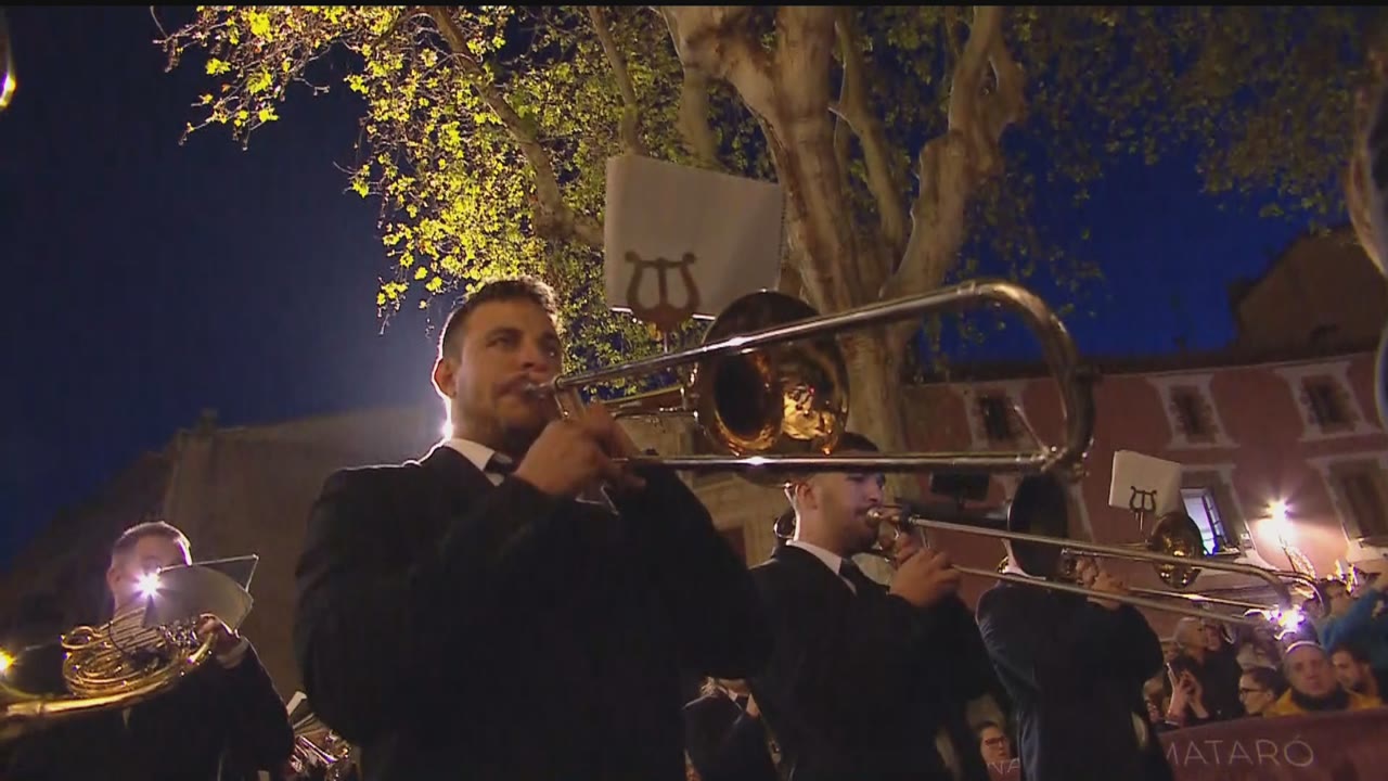 lhimne-despanya-a-la-processo-general-divideix-lajuntament-de-mataro