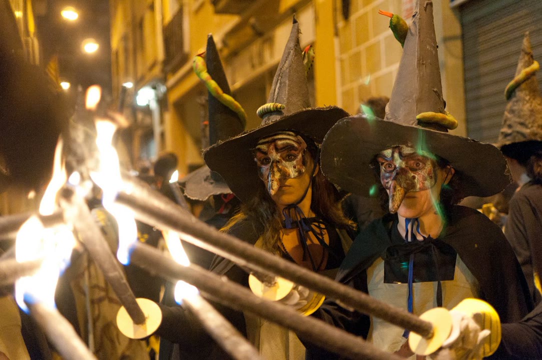 Baixada de les bruixes cultura mataró.jpeg