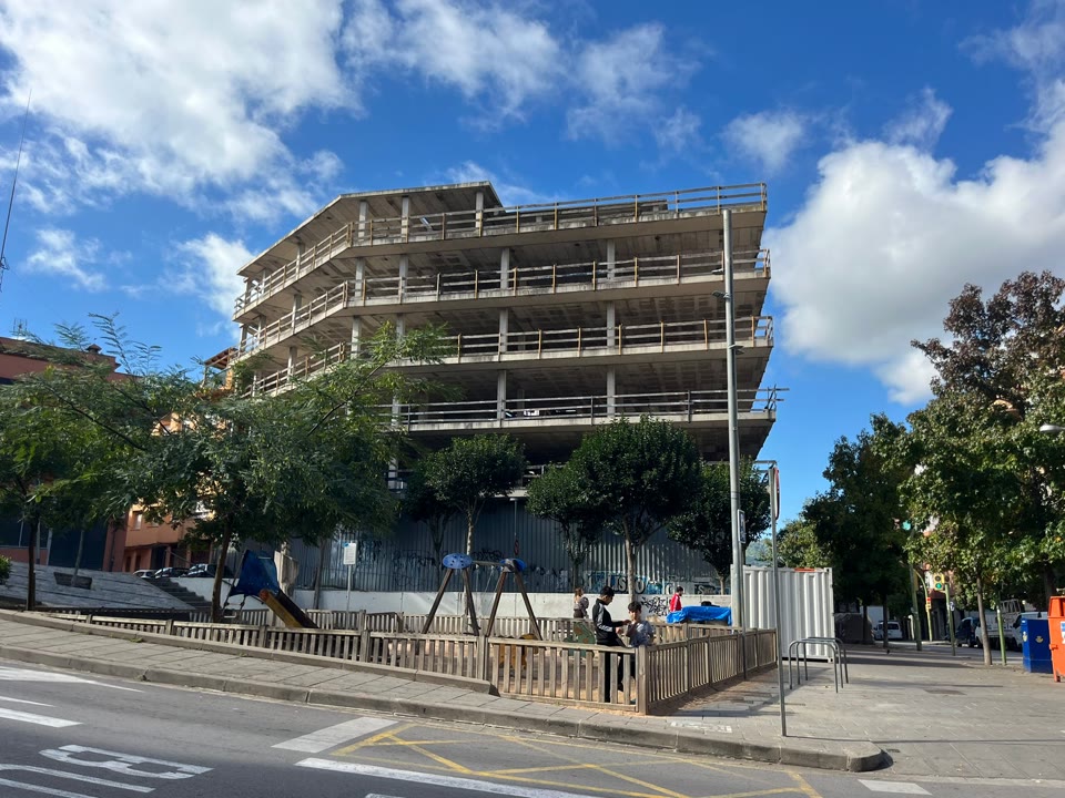 edifici fantasma.jpg