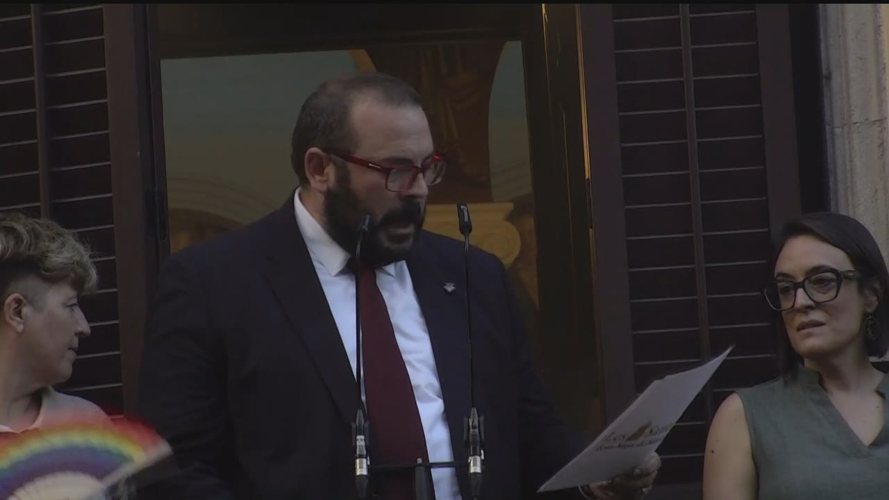 bote-fa-crida-unitat-santes-per-reivindicar-orgull-ciutat