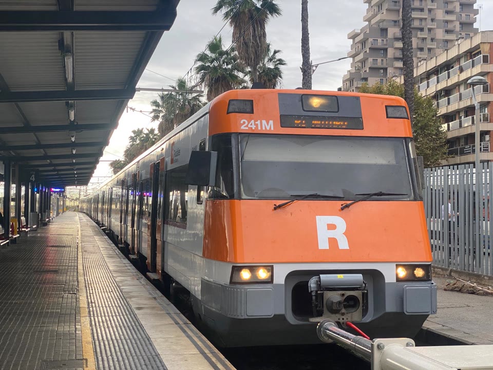 suspesa-la-circulacio-de-rodalies-per-una-incidencia-al-centre-de-control-